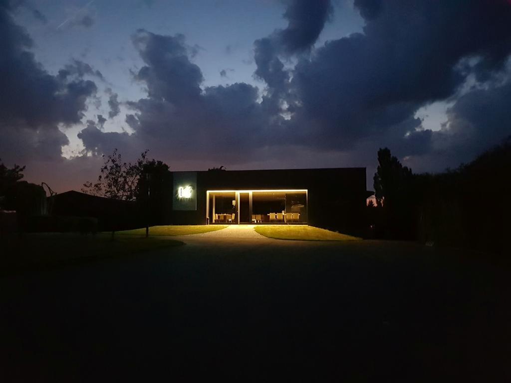 Master Horse Club - Svojetice Hotel Kültér fotó